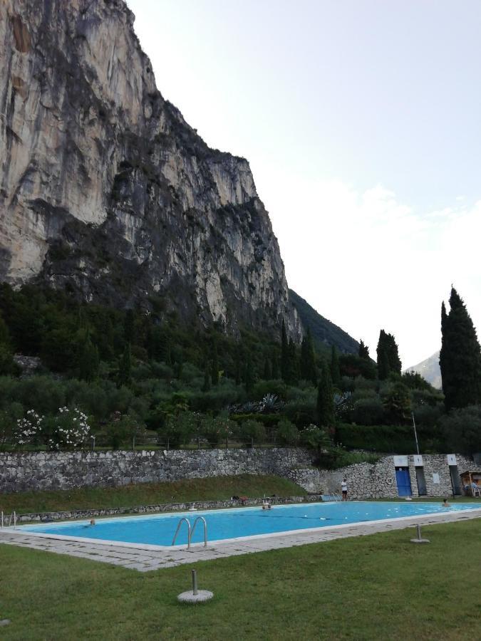 Lake & Castle View Apartment Riva del Garda Exterior foto