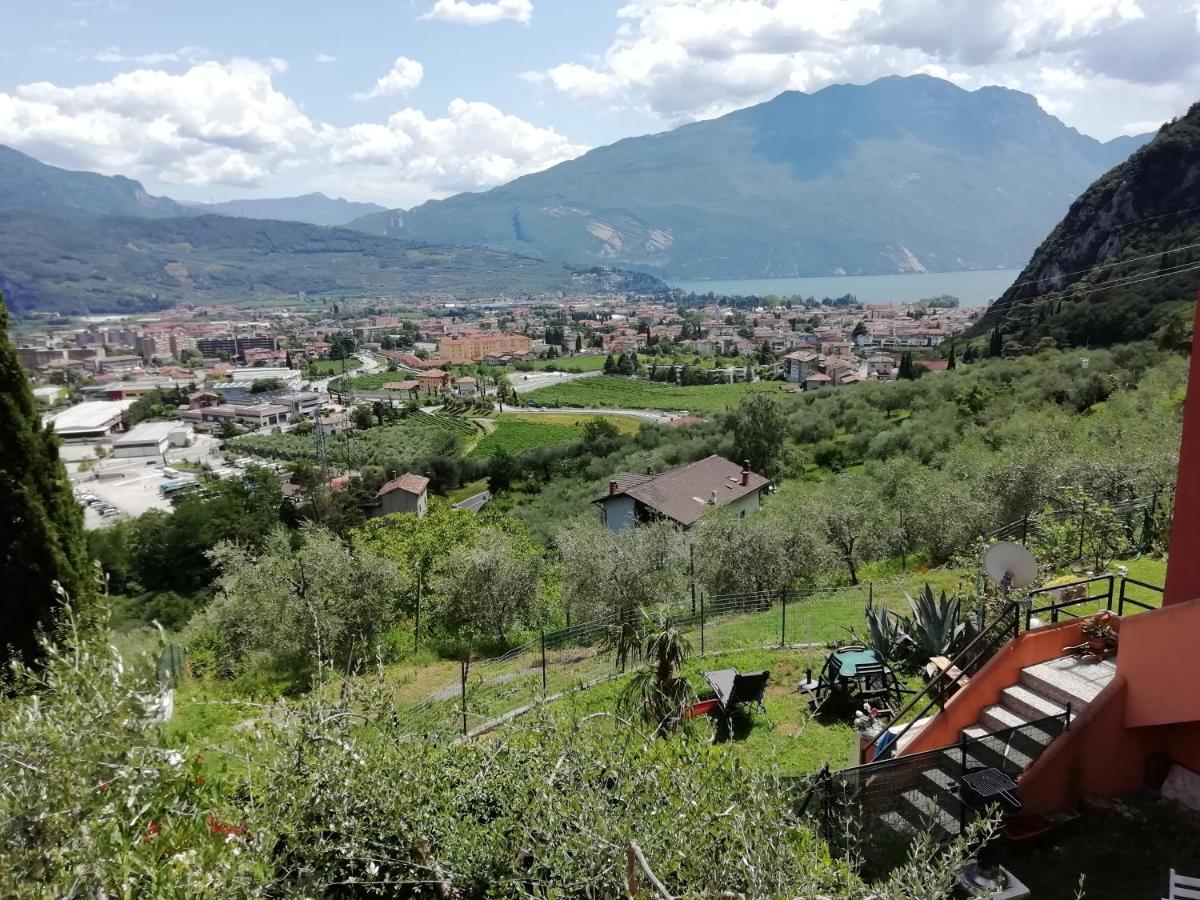 Lake & Castle View Apartment Riva del Garda Exterior foto