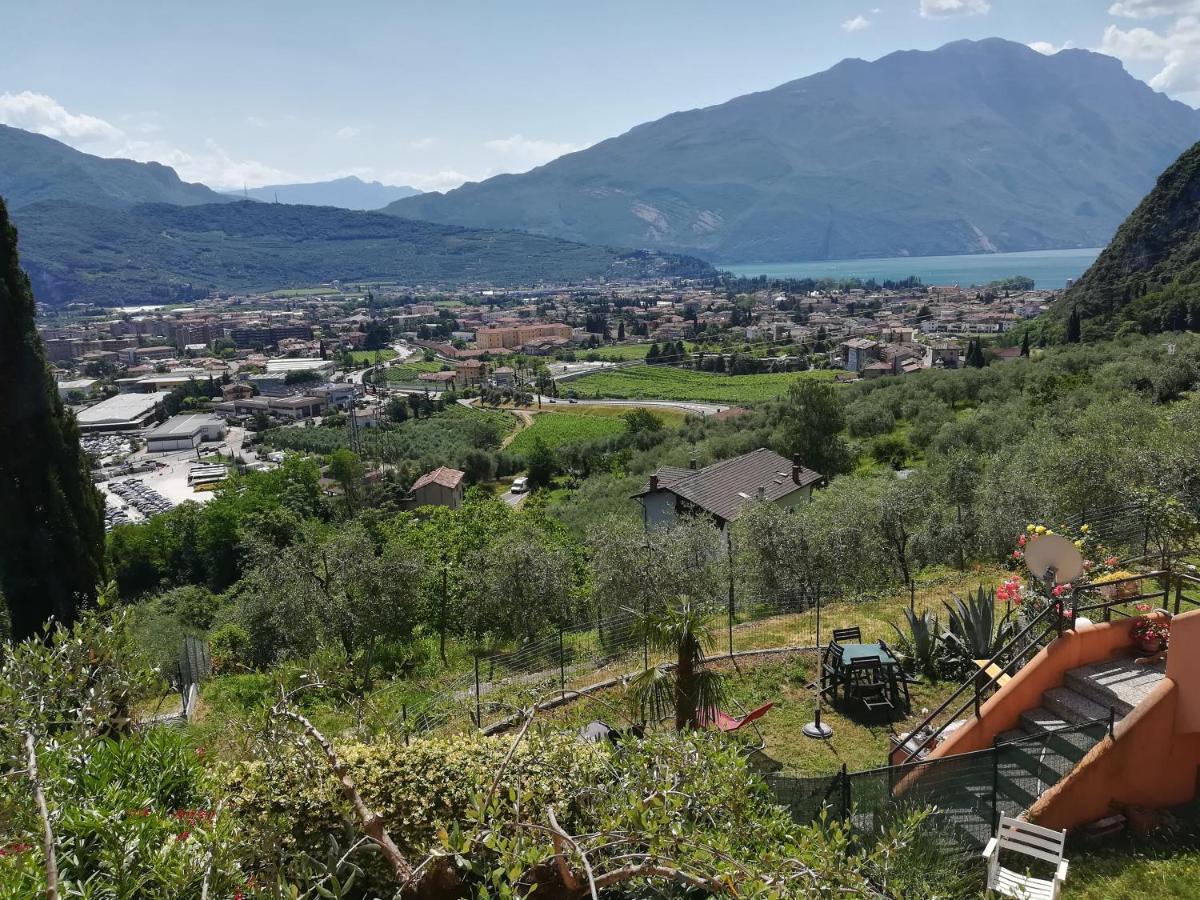 Lake & Castle View Apartment Riva del Garda Exterior foto