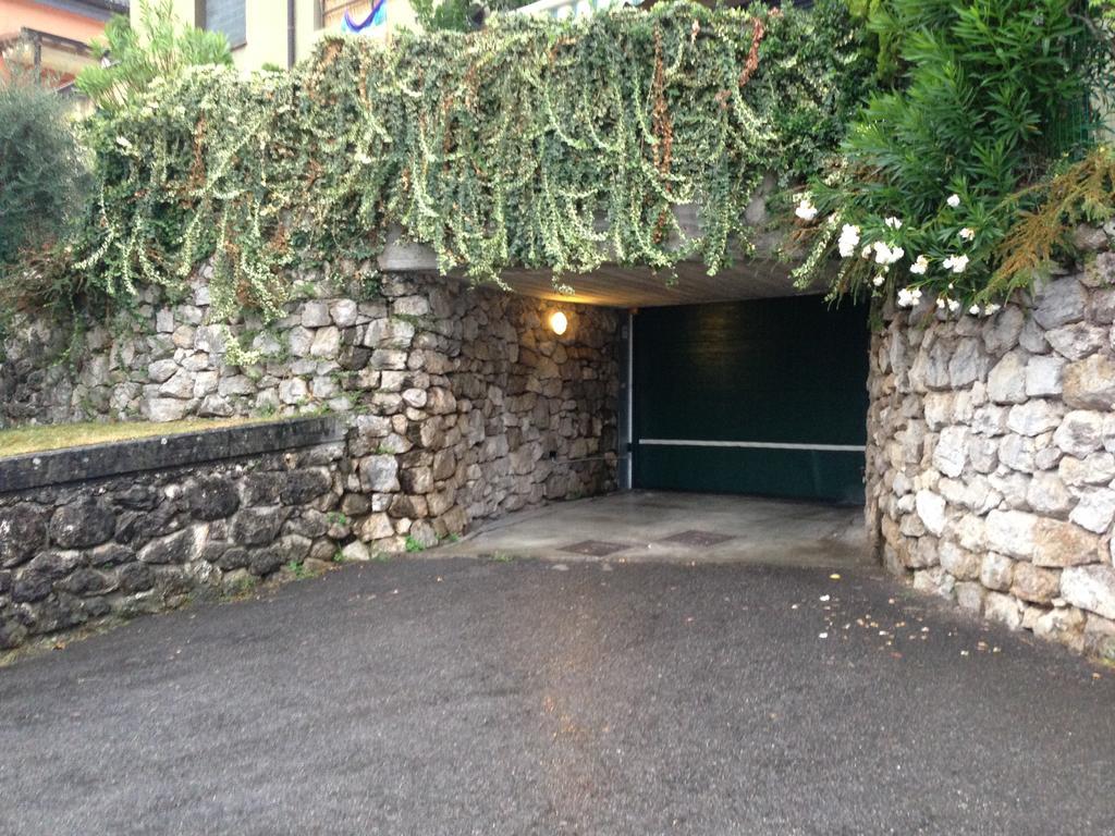 Lake & Castle View Apartment Riva del Garda Exterior foto
