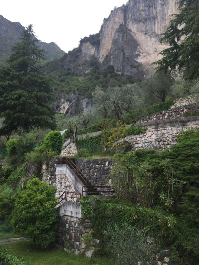 Lake & Castle View Apartment Riva del Garda Exterior foto